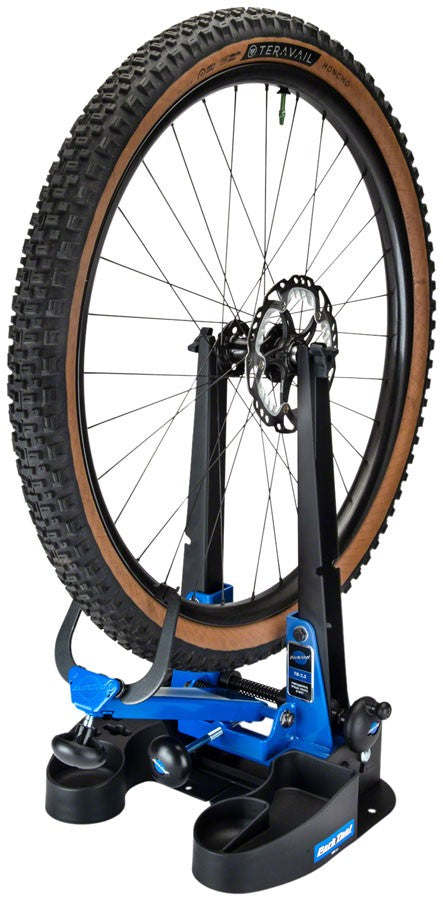 Park Tool TS-2.3 Pro Wheel Truing Stand 2
