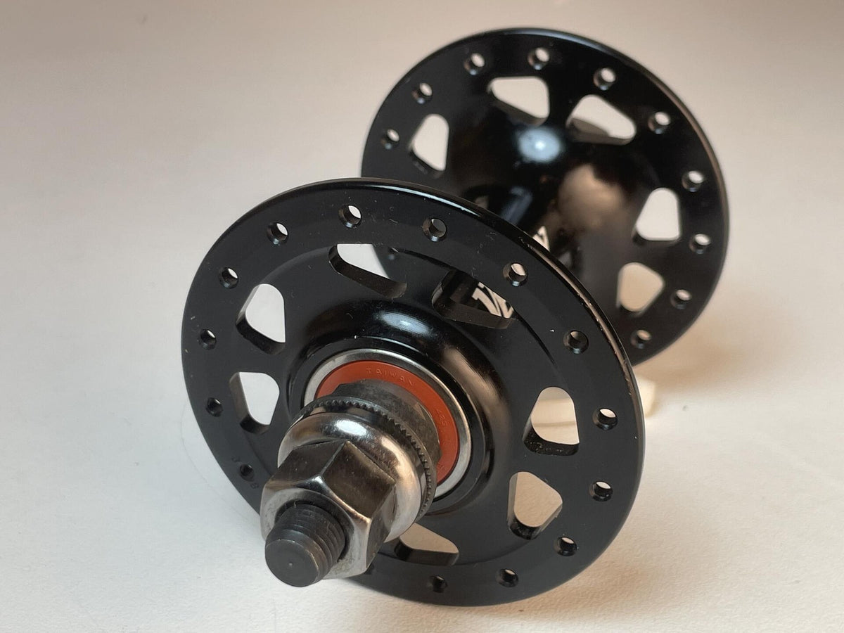 NOS Storage Worn Velocity Front Track Hub 32h x 100mm - Black 3