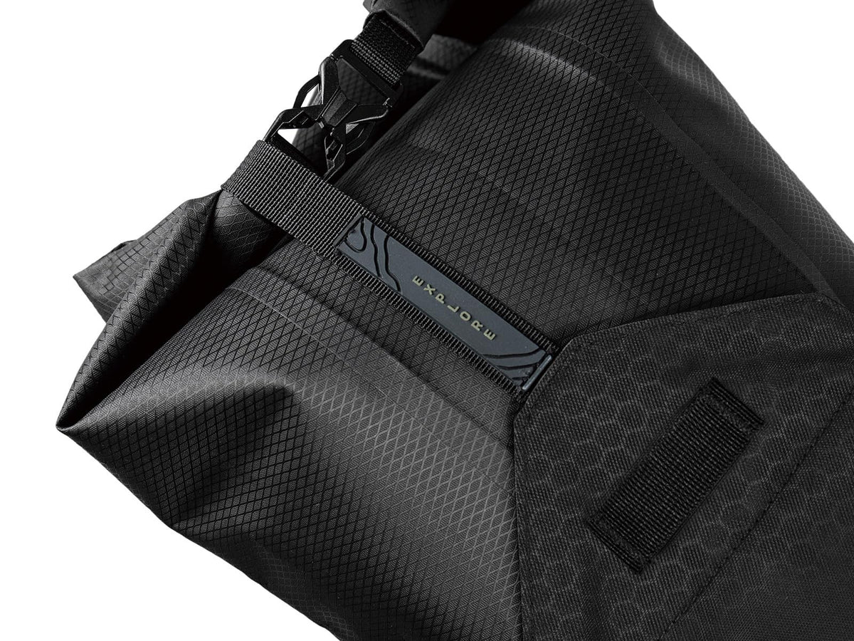 Topeak BackLoader X 15L (Black) Bike Bag – Large-Capacity Waterproof Seat Bag 3