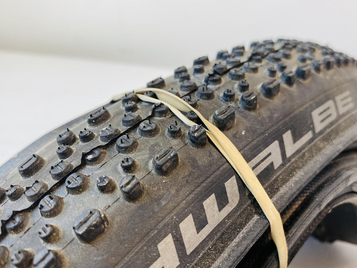 Unused Schwalbe X-One Tubeless Ready Tire Black Sidewall 700 x 33c Storage Worn 2