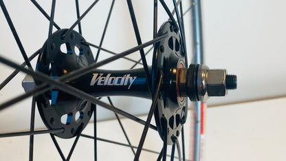 Velocity FUSION 700c Track Wheelset 32h Fix / Free 100/120 MSW - Gunmetal 6