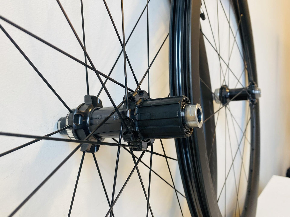 Shimano Ultegra R8170 C50 Carbon 700c Wheels 24H CL Disc 12x100/142mm TL 11/12s 3