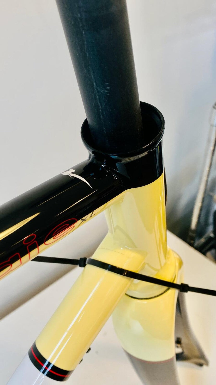 Volagi Viaje XL Cream Cr-Mo Frame & Full Carbon Fork 55cm BB386EVO 8