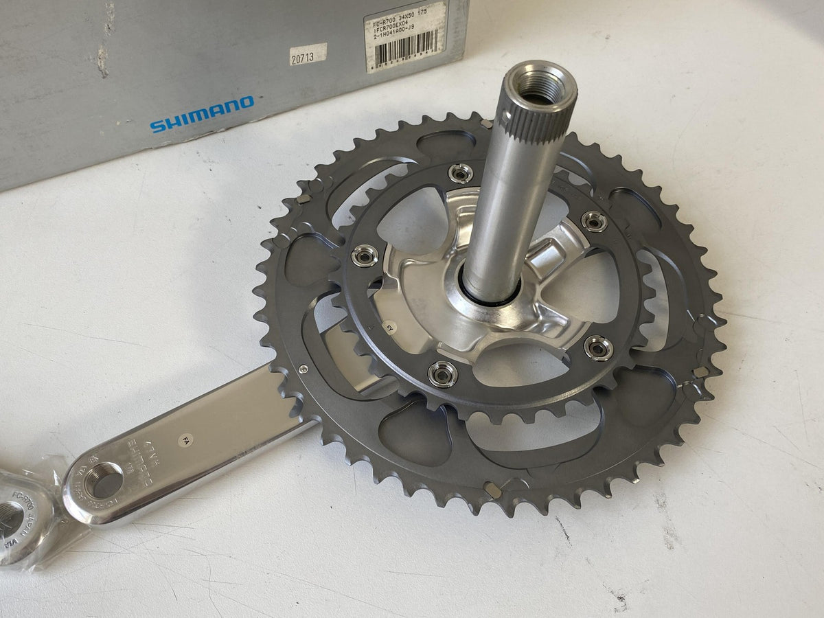 NOS Shimano FC-R700 Crankset 50/34T 175mm 2x10S Hollowtech II Worn Box 6