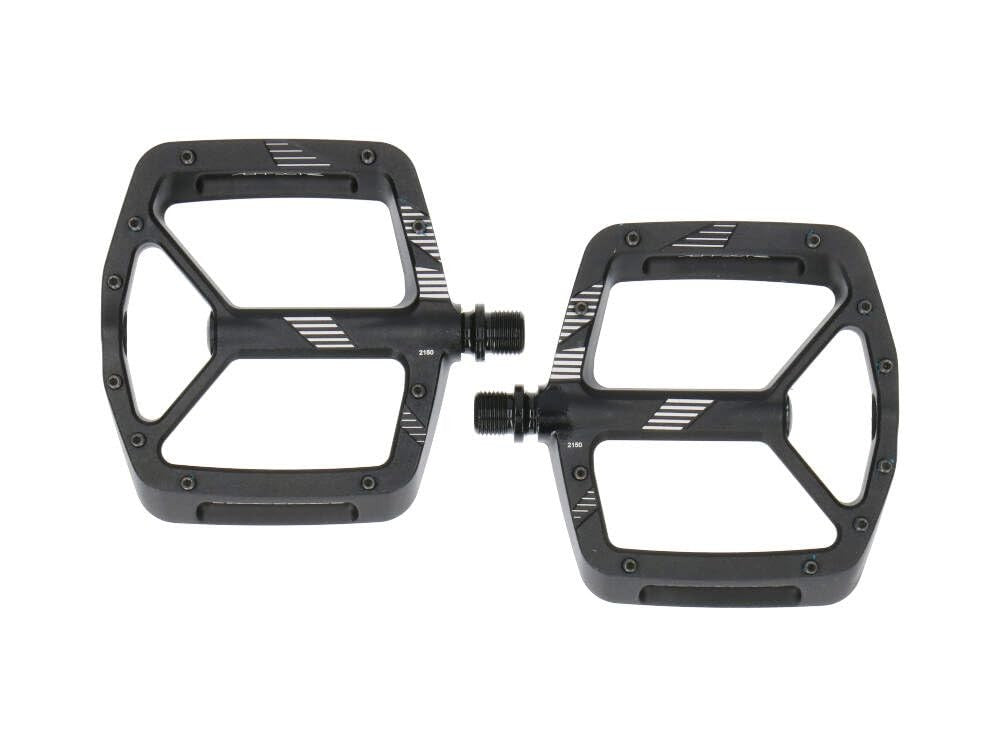 Race Face Aeffect Platform Pedals Black Pair 9/16" Spindle 2