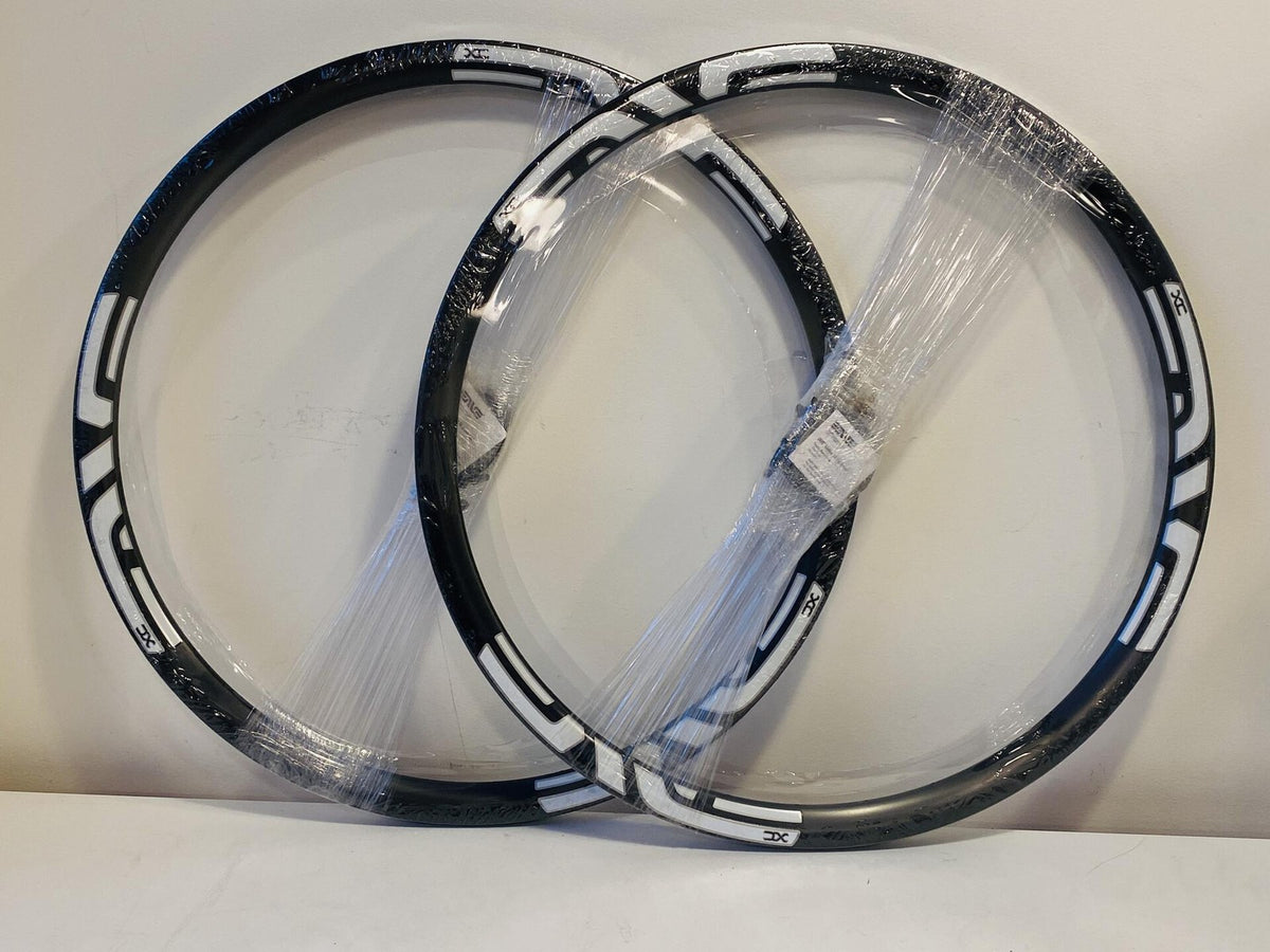 Enve 27.5in 30-584 XXC Mountain Non-Machined Tubeless Compatible Carbon 32h Rims 1