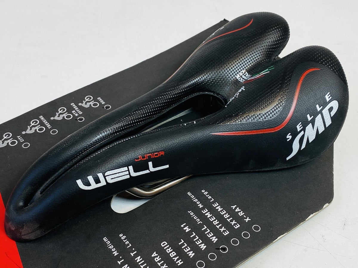 NOS Selle SMP Well-Junior Black SS Rails 130mm 2
