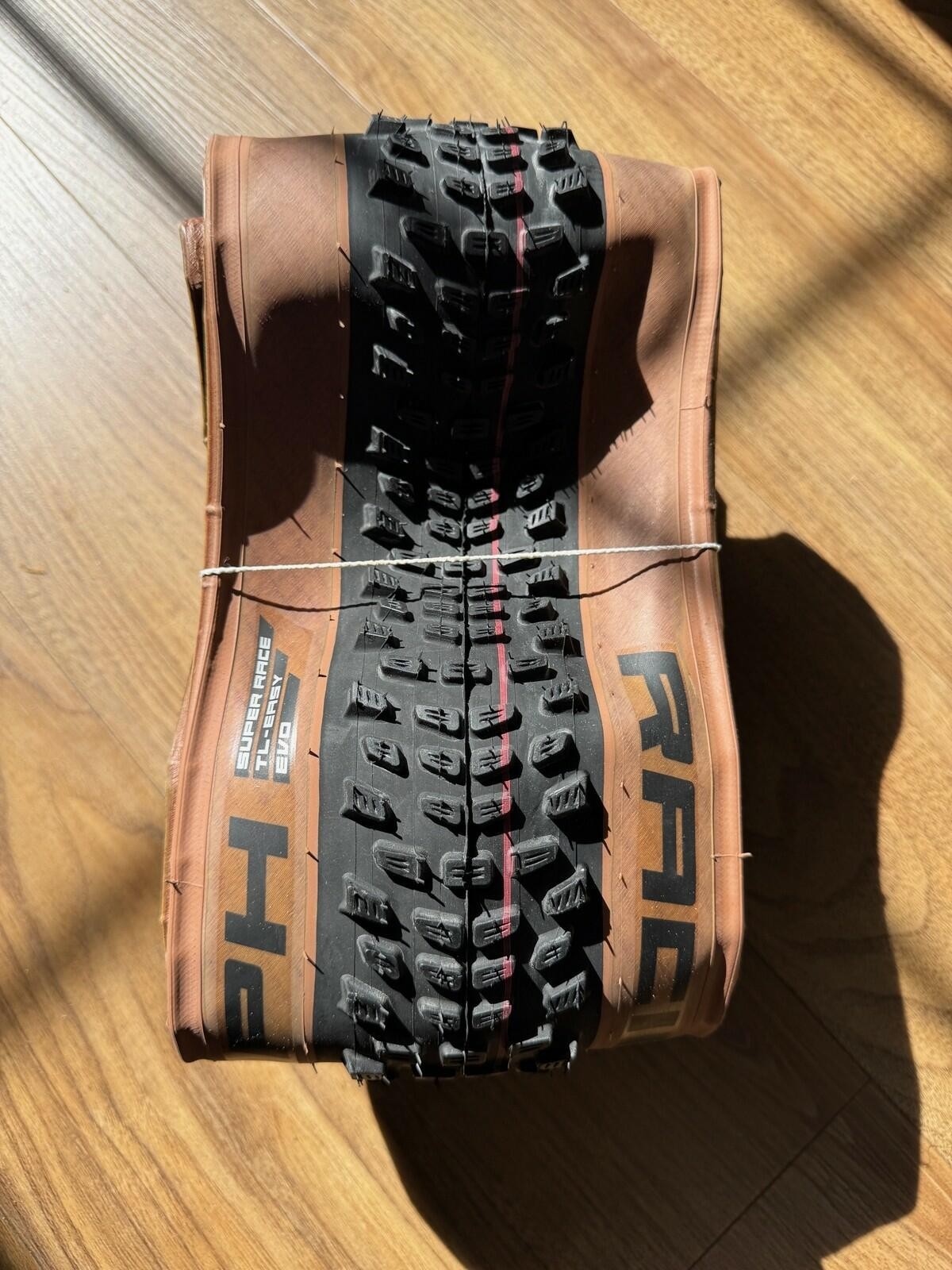 Schwalbe Racing Ralph Tire - 29x2.25 Tubeless Fold Black/Transparent Evolution 3