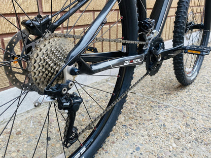 Haro Flightline Carbon Expert 29er 15.5in S Disc MTB Bicycle 2013 - Floor Model 5