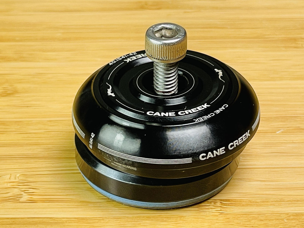 Cane Creek 40 IS41/28.6 / IS41/30 Short Cover Headset Black 2