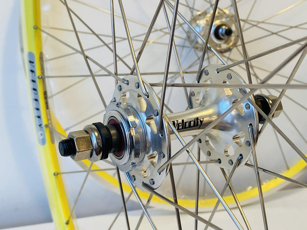 Velocity AEROHEAD 700c Track/Fixie Clincher Wheelset 32h Fix/Free 100/120 Yellow 6