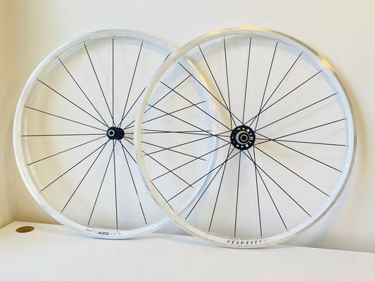 Velocity A23 700c Clincher Road Wheelset 20/24h 100/130 8-10 Speed - White MSW 1