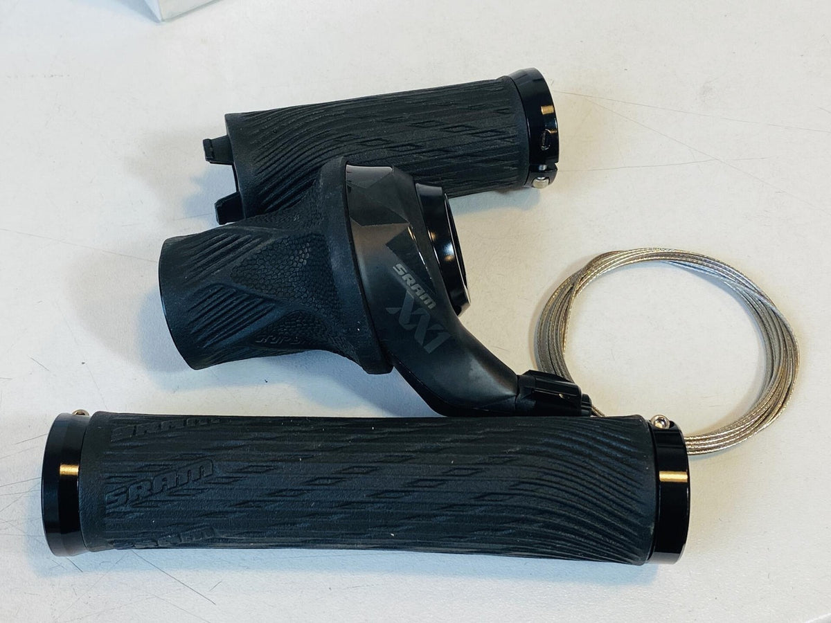 SRAM XX1 Eagle 12-Speed GripShift Shifter with Discrete Clamp - Black 2