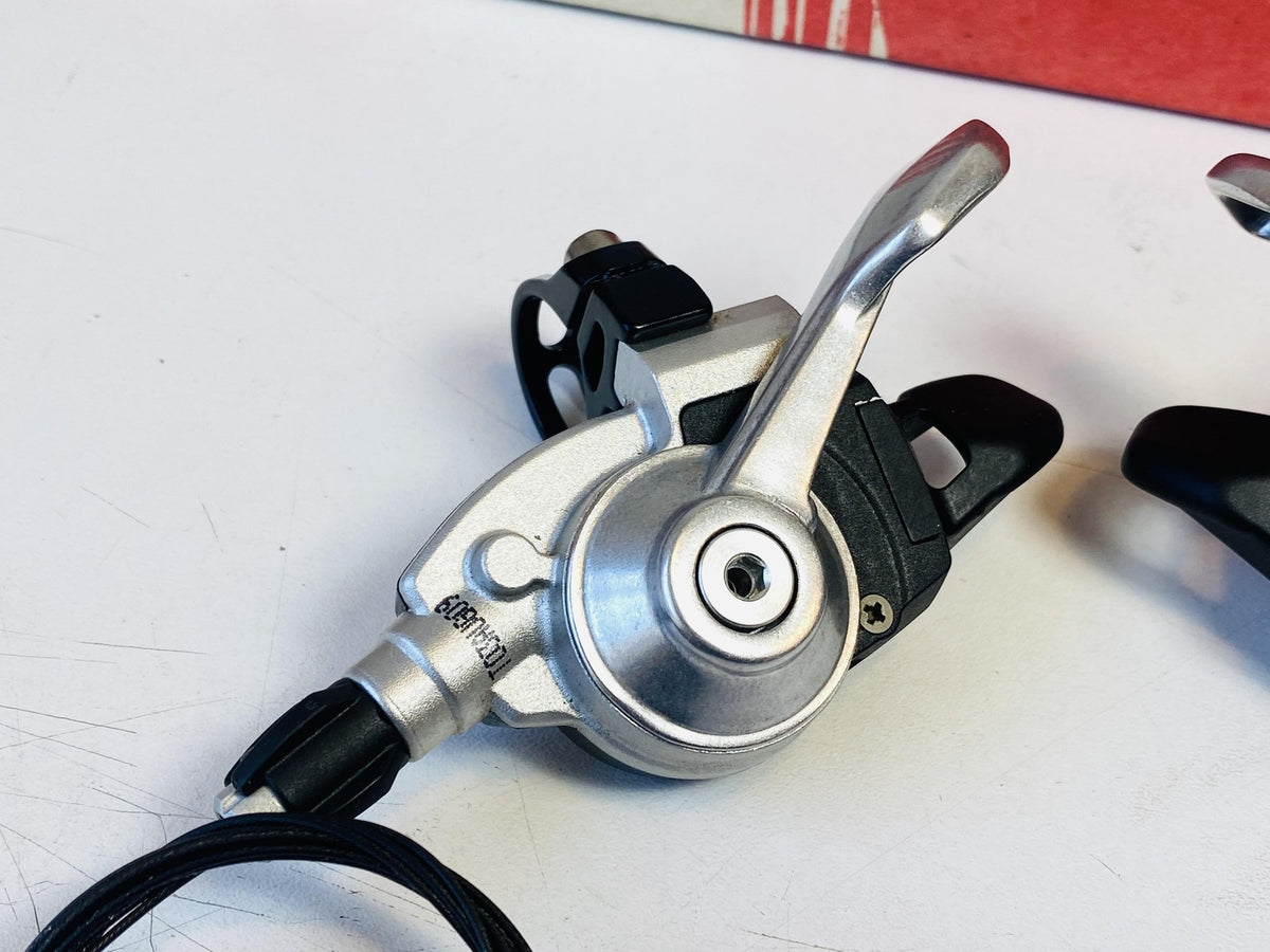 SRAM X9 Trigger ESP Shifters 3x9 Front / Rear New in Box 4