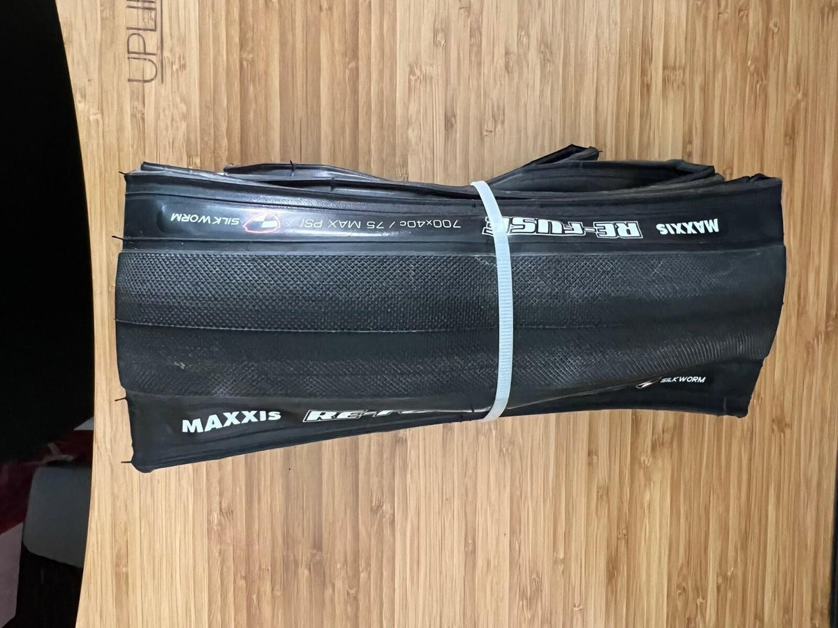 Maxxis Re-Fuse Folding Bicycle Tire 700x40c Black Road Commuter Fixed 2