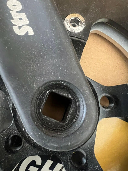 Storage-Worn Unused Stronglight Pedaler Crankset 175mm 32t 4