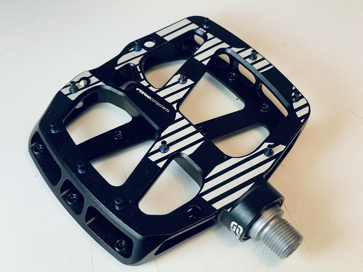 NOS e*thirteen Plus Platform Pedals EV1120 Aluminum Body - Black - New In Box 3