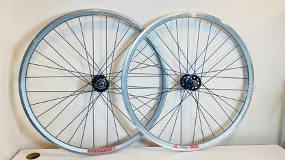 Velocity FUSION 700c Track Wheelset 32h Fix / Free 100/120 MSW - Gunmetal 1