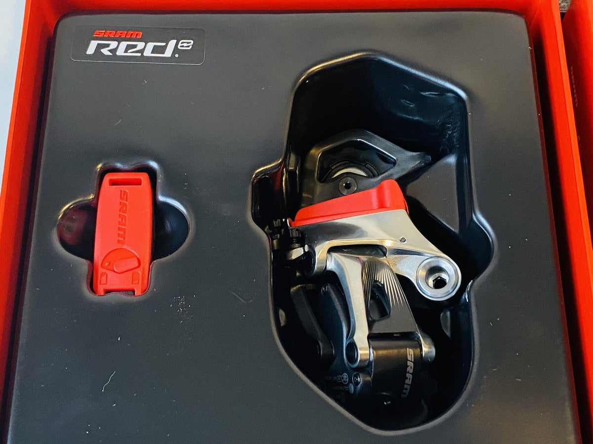 SRAM Red eTap 2x11 Road WiFli Group Set with Hydraulic Post Mount Disc Brakes 5
