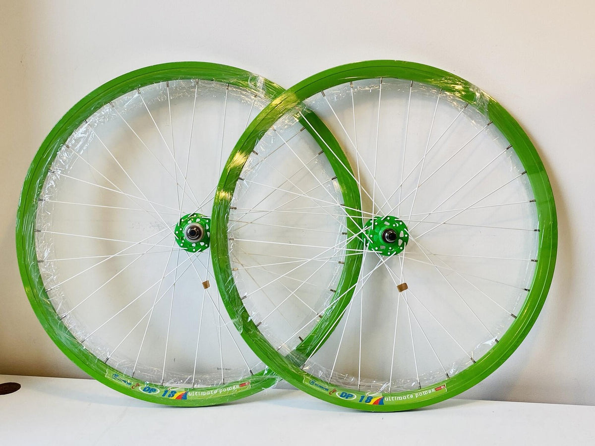 Weinmann DP18 NMSW 700c Track Wheelset Fix / Fix 32h Origin-8 Hubs - Green/White 1