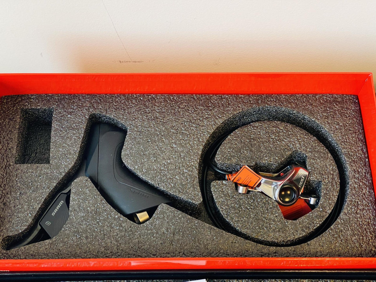 SRAM Red eTap 2x11 Road Groupset with Hydraulic Post Mount Disc Brakes 7