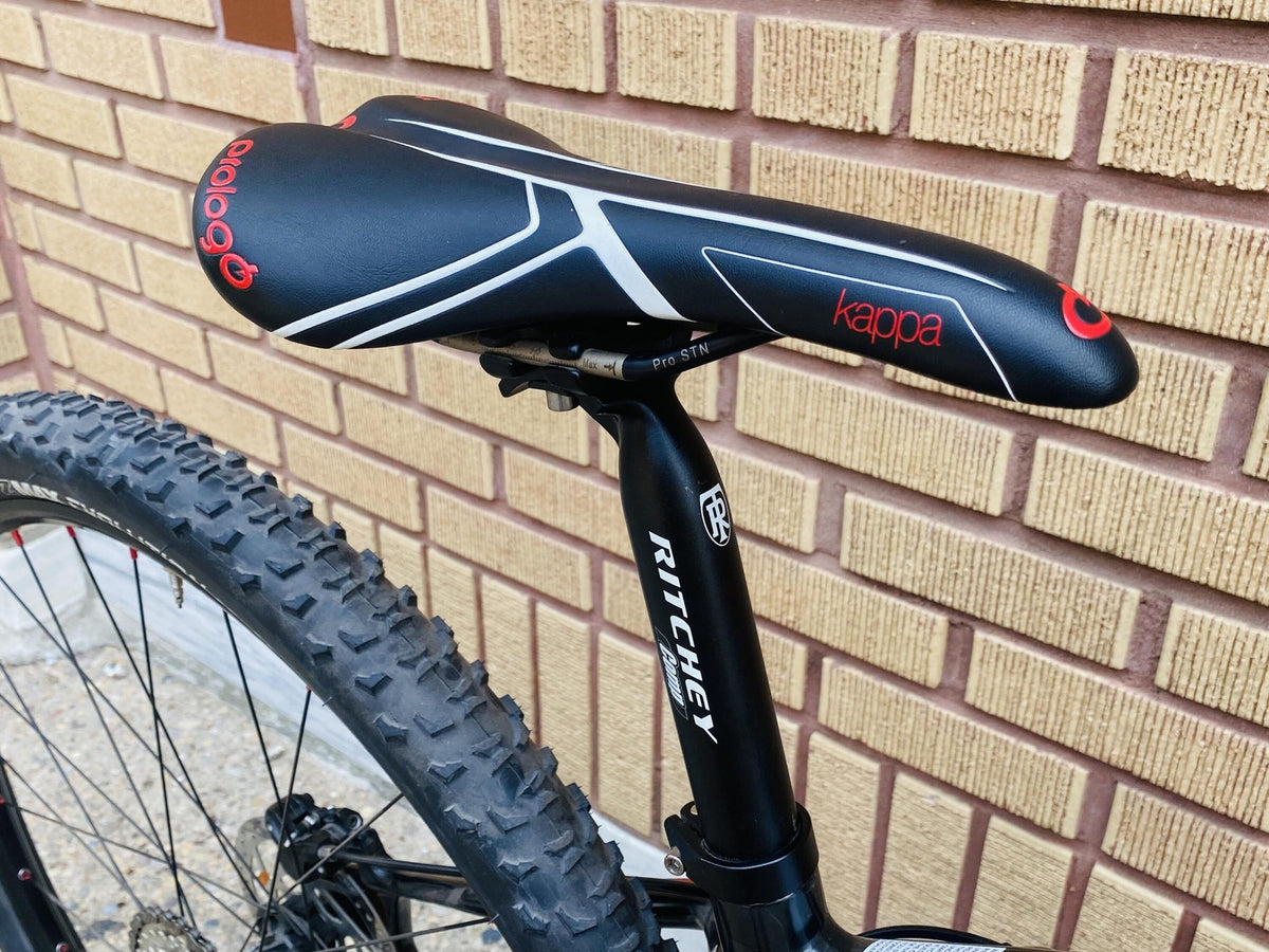 Haro Flightline Carbon Expert 29er 15.5in S Disc MTB Bicycle 2013 - Floor Model 7