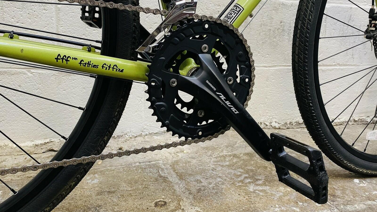 Surly Disc Trucker Bike - 700c, Steel, Pea Lime Soup, 60cm 12