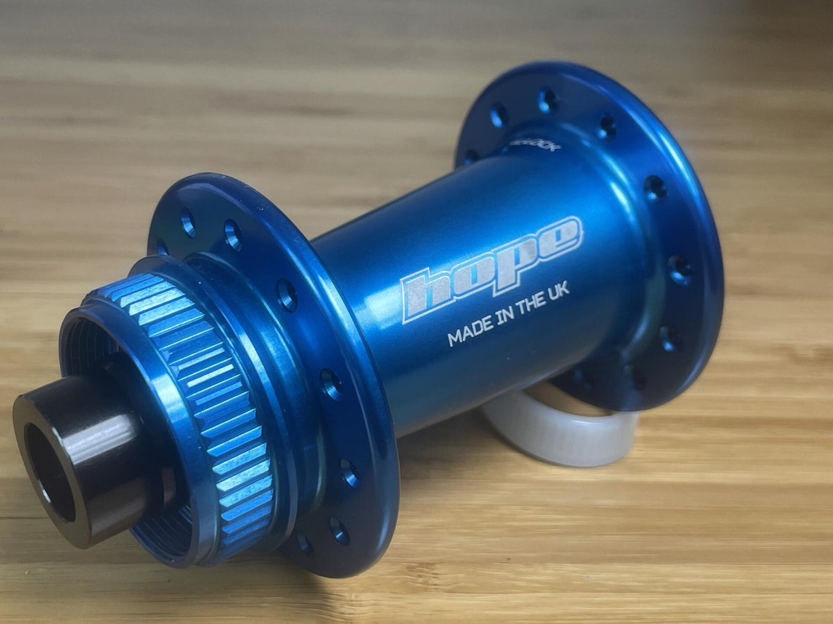 Hope Pro 5 Front Hub 12mm Thru-Axle x 100mm - Center-Lock - Blue Anodized 24h 4