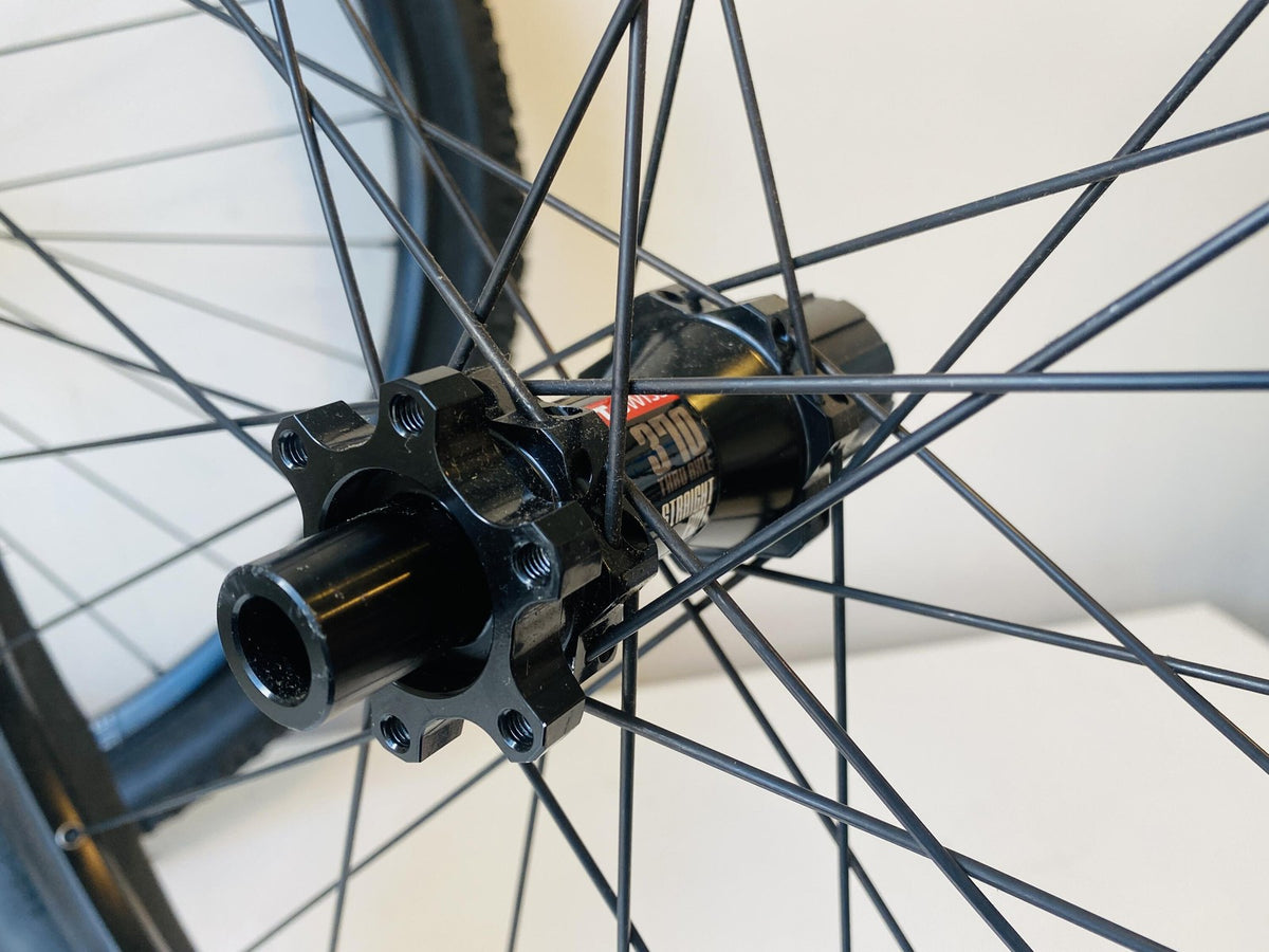 DT Swiss 370 27.5 MTB Tubeless Wheelset 28h X392 Ardent Race 12x142 15x100 10s 5
