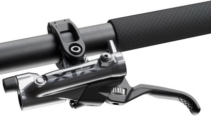 Shimano XTR M9220 Enduro Disc Brake and Lever 3