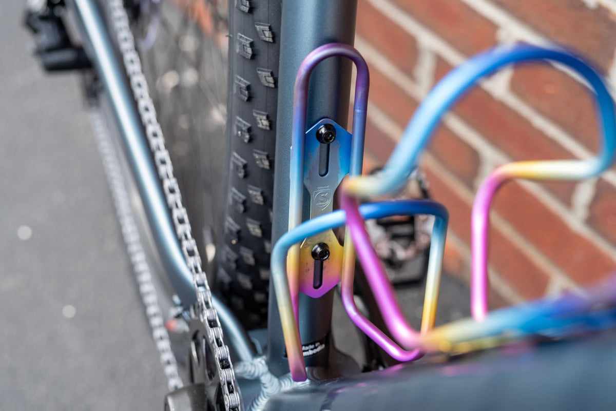 Silca, Sicuro Ti V2, Bottle Cage, Titanium, 30g, Rainbow 2
