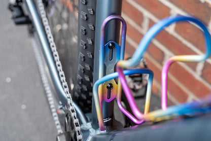 Silca, Sicuro Ti V2, Bottle Cage, Titanium, 30g, Rainbow 2