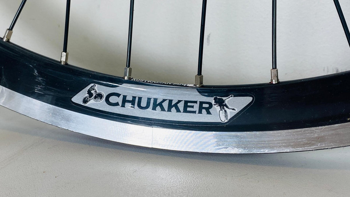 Velocity CHUKKER 700c Clincher Fixie Wheelset 36-F 48-R 100/120 - Black 4