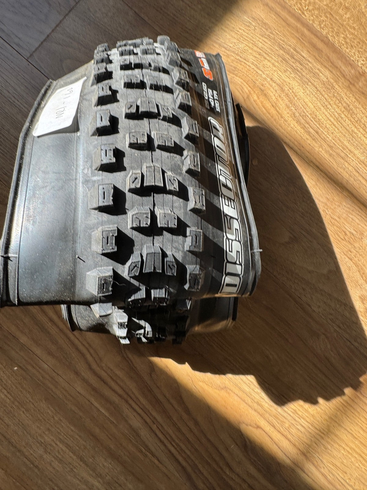 Maxxis Dissector Tire 29x2.6 Tubeless Folding Black Dual Compound EXO Wide Trail 2