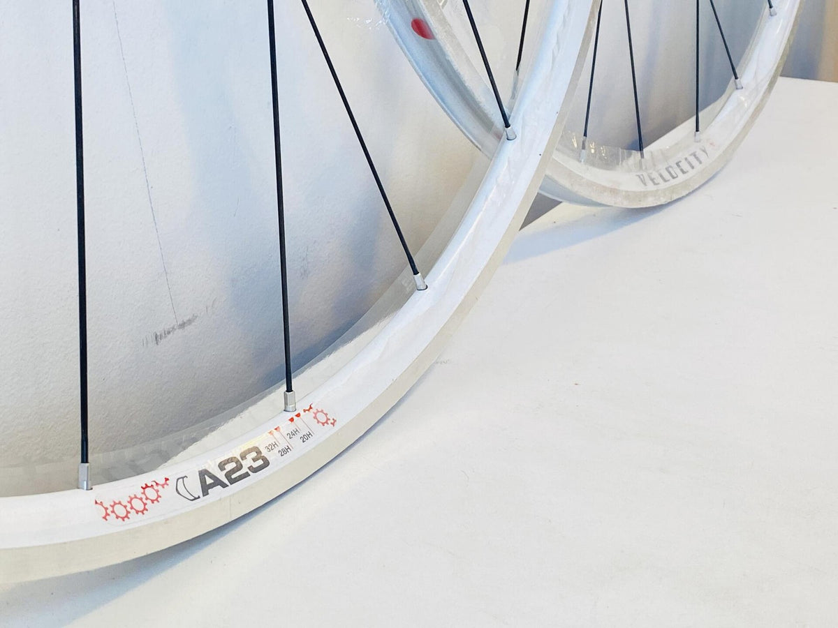 Velocity A23 700c Clincher Road Wheelset 20/24h 100/130 8-10 Speed - White MSW 2