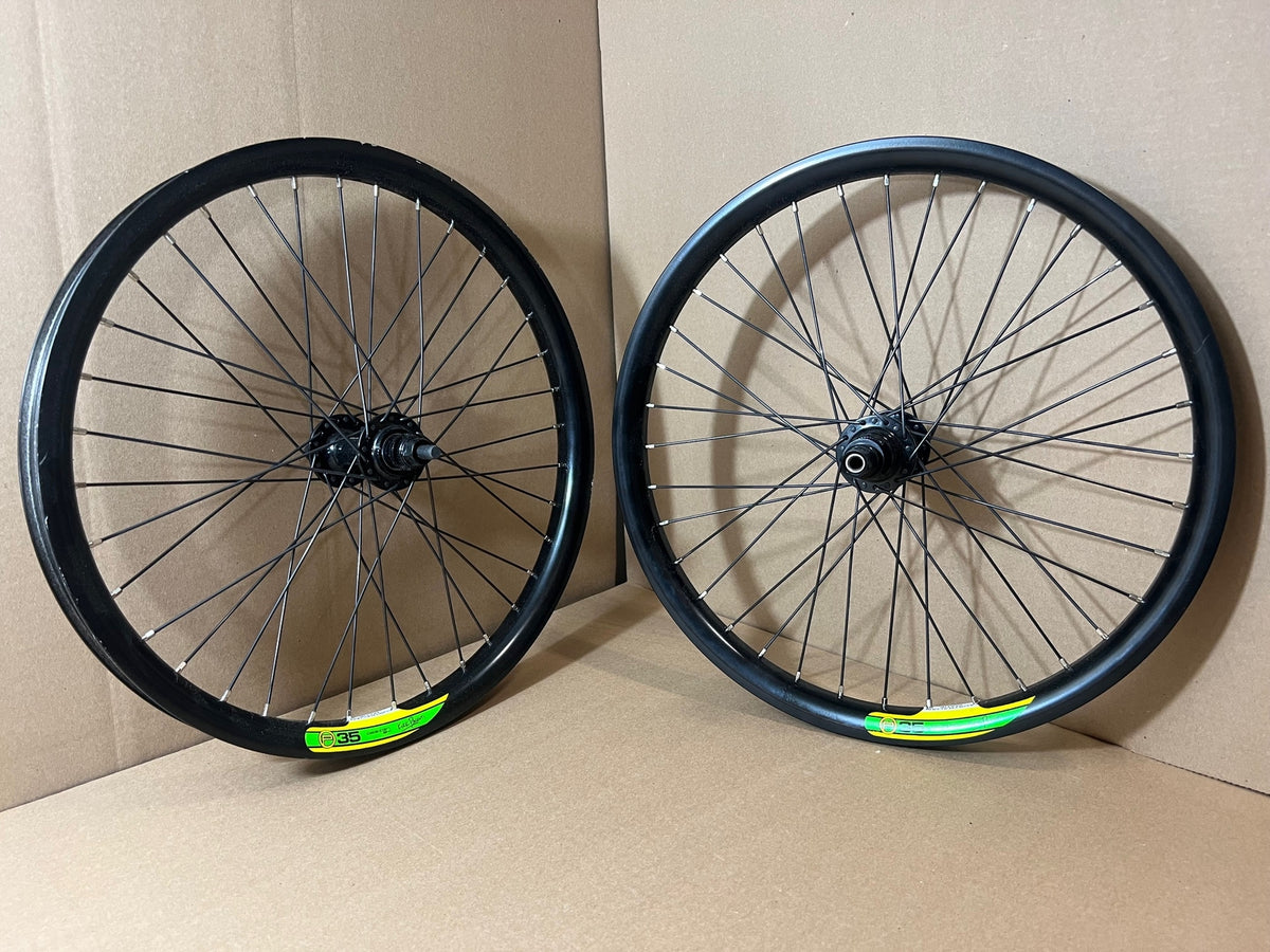 Velocity P35 Black 1