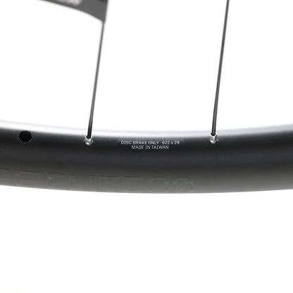 Bontrager Kovee Elite 30 29'' Boost 110 Front Wheel Black/Black 5