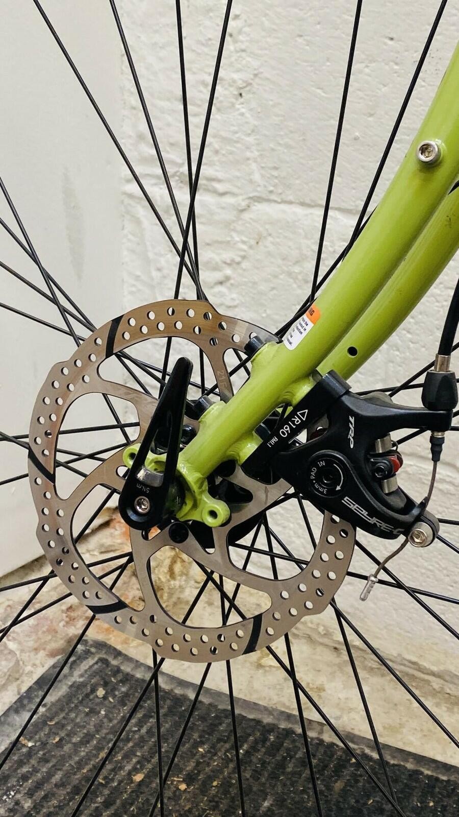 Surly Disc Trucker Bike - 700c, Steel, Pea Lime Soup, 58cm 15