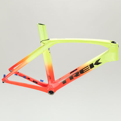 Trek Project 1 Madone SLR Gen 6 Disc Frame 56cm Coral Yellow Fade 2022 3